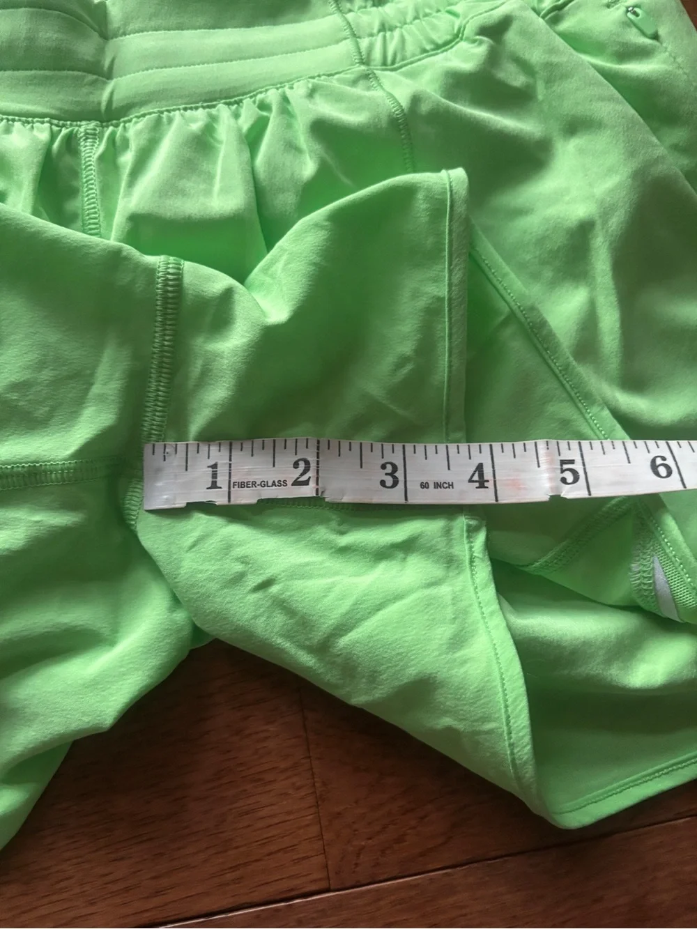 Lululemon Neon Green Women's Hotty Hot Shorts